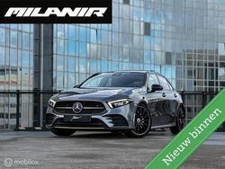 Grijs Gebruikt 2019 Mercedes A250 AMG line Hatchback | € 25.945 (Eerlijke prijs)