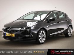 Zwart Gebruikt 2016 Opel Astra Edition Hatchback | € 10.750 (Eerlijke prijs)
