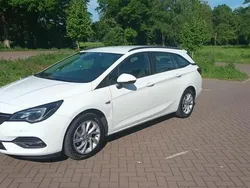 Wit Gebruikt 2020 Opel Astra Stationwagen | € 8.995 (Goede deal)