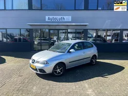 Grijs Gebruikt 2008 Seat Ibiza Reference Hatchback | € 3.950 (Iets duurder)