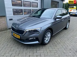 Grijs Gebruikt 2022 Skoda Scala Ambition Hatchback | € 18.900 (Iets duurder)