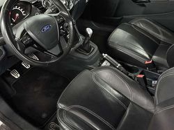 Wit Gebruikt 2011 Ford Fiesta Metall Hatchback | € 4.995 (Iets duurder)