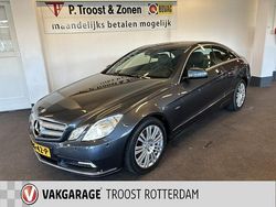Grijs (metallic) Gebruikt 2010 Mercedes E250 Elegance Coupé | € 13.950 (Eerlijke prijs)