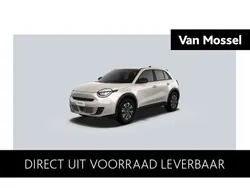 Grijs Nieuw 2025 Fiat 600E Urban SUV | € 40.407