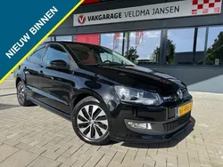 Zwart Gebruikt 2017 VW Polo Edition Hatchback | € 11.950 (Eerlijke prijs)