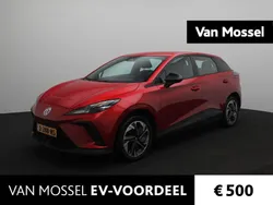 Rood Gebruikt 2024 MG MG4 EV Hatchback | € 21.995 (Eerlijke prijs)