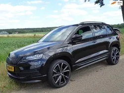 Zwart Gebruikt 2021 Skoda Karoq SportLine SUV | € 24.900 (Eerlijke prijs)