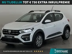 Wit Gebruikt 2023 Dacia Sandero Comfort Hatchback | € 18.220 (Eerlijke prijs)