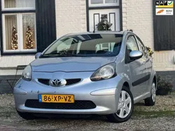 Grijs Gebruikt 2007 Toyota Aygo Hatchback | € 2.150 (Eerlijke prijs)