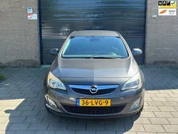 Grijs Gebruikt 2010 Opel Astra Edition Hatchback | € 5.750 (Eerlijke prijs)