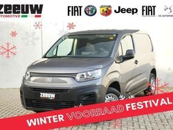 Grijs Gebruikt 2023 Fiat Doblò MPV | € 18.900 (Duur)