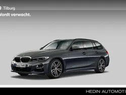 Grijs Gebruikt 2021 BMW 330e Comfort Edition Stationwagen | € 34.880 (Duur)