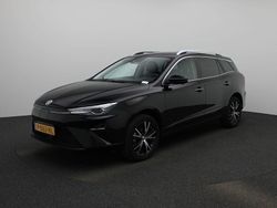 Zwart Gebruikt 2022 MG MG5 EV Luxury Stationwagen | € 18.995 (Iets duurder)