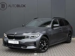 Grijs Gebruikt 2020 BMW 330e Sport Line Stationwagen | € 34.900 (Eerlijke prijs)