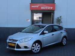 Grijs Gebruikt 2014 Ford Focus Ambiente Hatchback | € 4.999 (Goede deal)