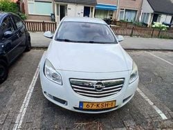 Wit Gebruikt 2010 Opel Insignia Cosmo Stationwagen | € 5.500 (Eerlijke prijs)