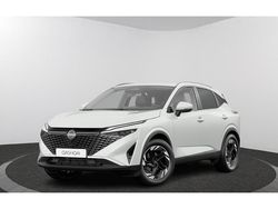 Pearl white (wit metallic) Nieuw 2024 Nissan Qashqai N-Connecta SUV | € 45.007 (Iets duurder)