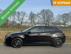 Zwart Gebruikt 2016 Alfa Romeo Giulietta Veloce Hatchback | € 19.950 (Eerlijke prijs)