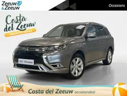 Titanium grey m Gebruikt 2021 Mitsubishi Outlander P-HEV Intense+ SUV | € 26.450 (Eerlijke prijs)