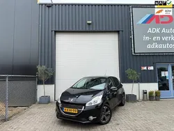 Zwart Gebruikt 2013 Peugeot 208 Hatchback | € 3.250 (Super prijs)