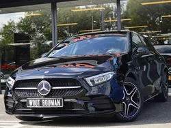 Zwart Gebruikt 2021 Mercedes A250 AMG Sedan | € 32.900 (Eerlijke prijs)
