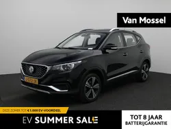 Zwart Gebruikt 2020 MG ZS Luxury Sedan | € 14.995 (Eerlijke prijs)