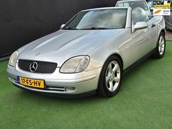 Grijs Gebruikt 2001 Mercedes SLK200 Cabriolet | € 4.740 (Goede deal)