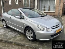 Grijs Gebruikt 2004 Peugeot 307 CC Cabriolet | € 1.350 (Eerlijke prijs)