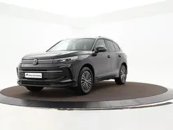 Zwart Gebruikt 2024 VW Tiguan Edition SUV | € 42.440 (Super prijs)