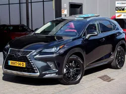 Zwart Gebruikt 2018 Lexus NX300h Luxury Line SUV | € 29.995 (Eerlijke prijs)