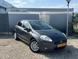 Grijs Gebruikt 2007 Fiat Grande Punto Dynamic Hatchback | € 1.249 (Eerlijke prijs)