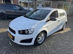 Wit Gebruikt 2013 Chevrolet Aveo LS Hatchback | € 4.750 (Iets duurder)