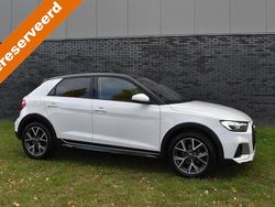 Wit Gebruikt 2021 Audi A1 Advanced Hatchback | € 26.450 (Eerlijke prijs)