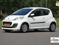 Wit Gebruikt 2012 Peugeot 107 Active Premium Hatchback | € 6.950 (Eerlijke prijs)