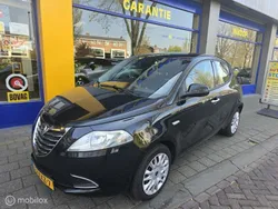 Zwart Gebruikt 2012 Lancia Ypsilon Gold Hatchback | € 3.495 (Eerlijke prijs)