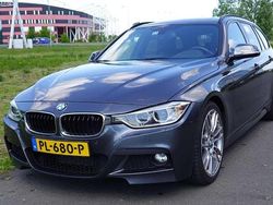 Grijs Gebruikt 2013 BMW 320 M Sport Stationwagen | € 10.999 (Eerlijke prijs)