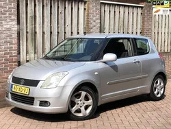 Grijs Gebruikt 2007 Suzuki Swift Exclusive Hatchback | € 4.999 (Eerlijke prijs)