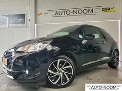Zwart Gebruikt 2017 Citroën DS3 So Chic Hatchback | € 6.999 (Super prijs)