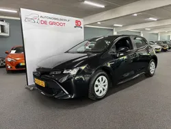 Zwart Gebruikt 2020 Toyota Corolla Comfort Hatchback | € 19.000 (Iets duurder)