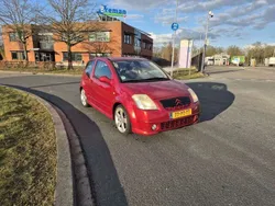 Rood Gebruikt 2005 Citroën C2 VTR Sport Hatchback | € 900 (Goede deal)