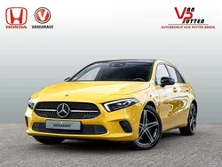 Geel Gebruikt 2020 Mercedes A250 Hatchback | € 27.999 (Super prijs)
