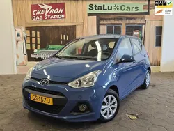 Blauw Gebruikt 2015 Hyundai i10 Comfort Hatchback | € 4.950 (Eerlijke prijs)