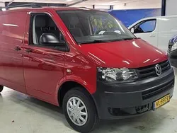 Rood Gebruikt 2015 VW T5 Van | € 7.750 (Super prijs)