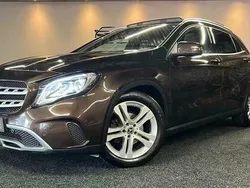 Mercedes GLA220