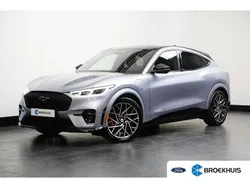 Grijs Gebruikt 2022 Ford Mustang Mach-E GT SUV | € 43.895