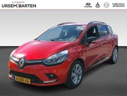 Rood metallic Gebruikt 2018 Renault Clio GrandTour Intens Stationwagen | € 9.630 (Goede deal)