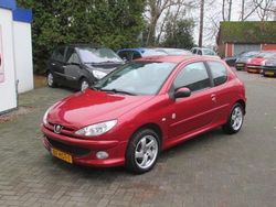 Rood Gebruikt 2009 Peugeot 206 Hatchback | € 2.295 (Eerlijke prijs)