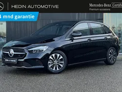 Zwart Gebruikt 2025 Mercedes B180 Edition MPV | € 42.915 (Duur)
