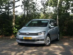 Grijs Gebruikt 2016 VW Touran Comfortline MPV | € 12.450 (Eerlijke prijs)