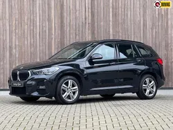 Zwart Gebruikt 2021 BMW X1 Executive SUV | € 28.900 (Eerlijke prijs)